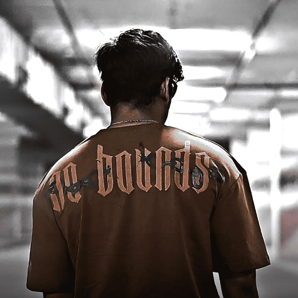 No Bounds - Oversized Tee